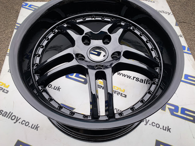 Alloy wheels rim diamond cut