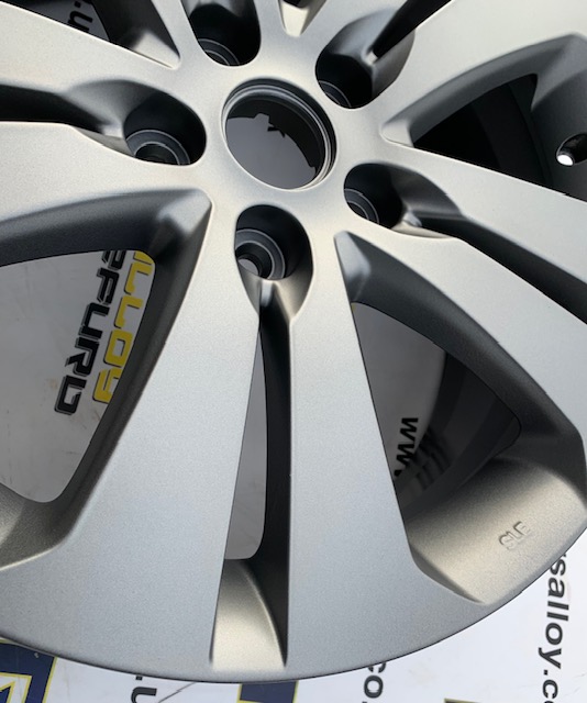 Alloy wheels black